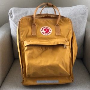 Fjallraven Kanken Big Backpack